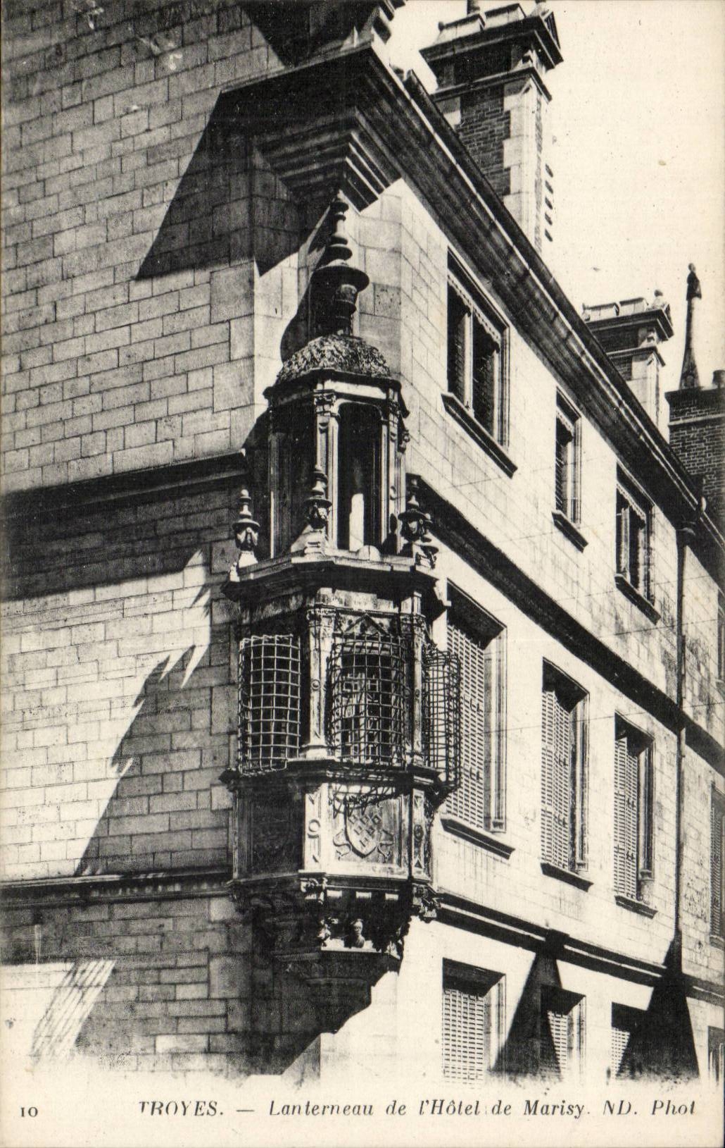 TRoyes CPA Lantern of the Marisy hotel