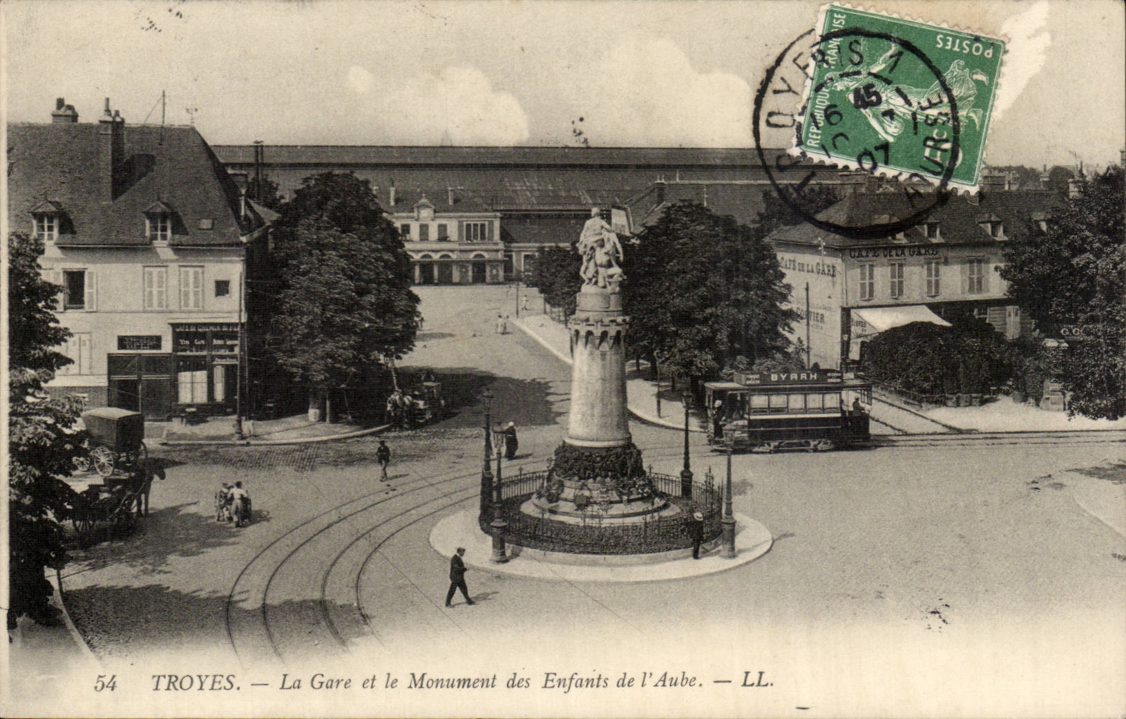 TRoyes CPA Train station and the monument of the children of the Paddle