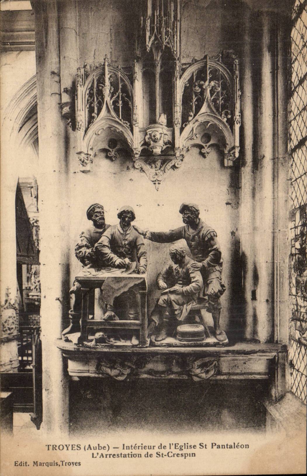 Interior TRoyes CPA of the church Saint Pantaleon Arrest of Saint Crespin