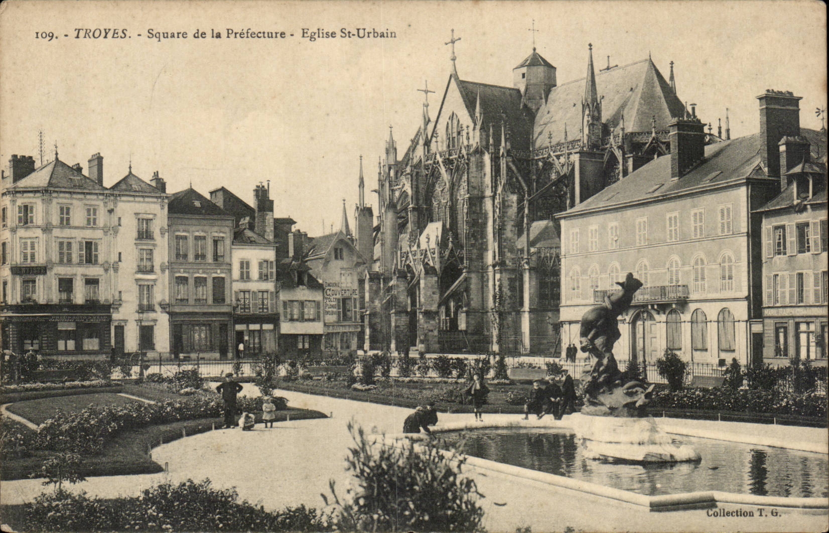 TRoyes CPA Public garden of the prefecture Church St Urbain