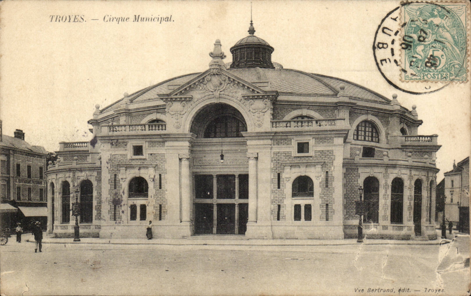 TRoyes CPA the municipal circus (circus)