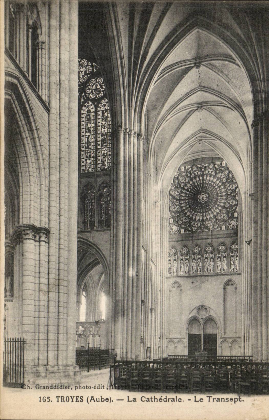 TRoyes CPA the cathedral the transept