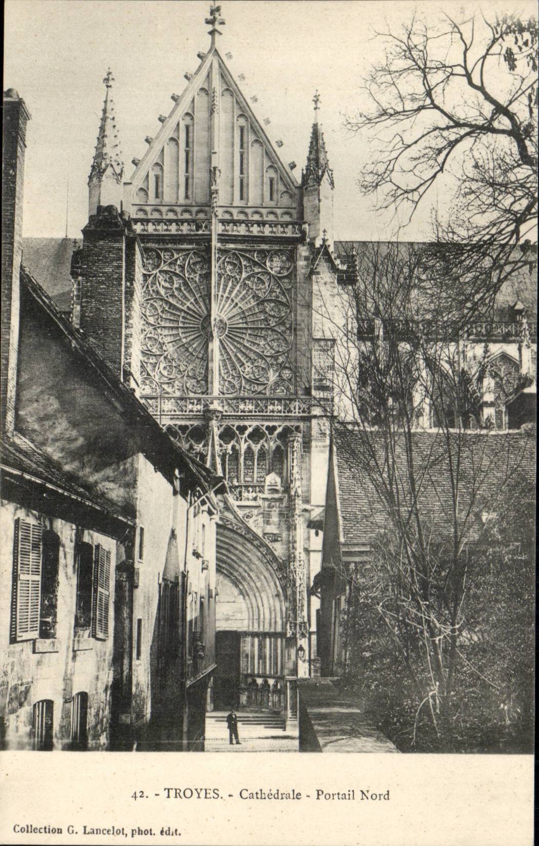 Troyes CPA the northern cathedral Gate