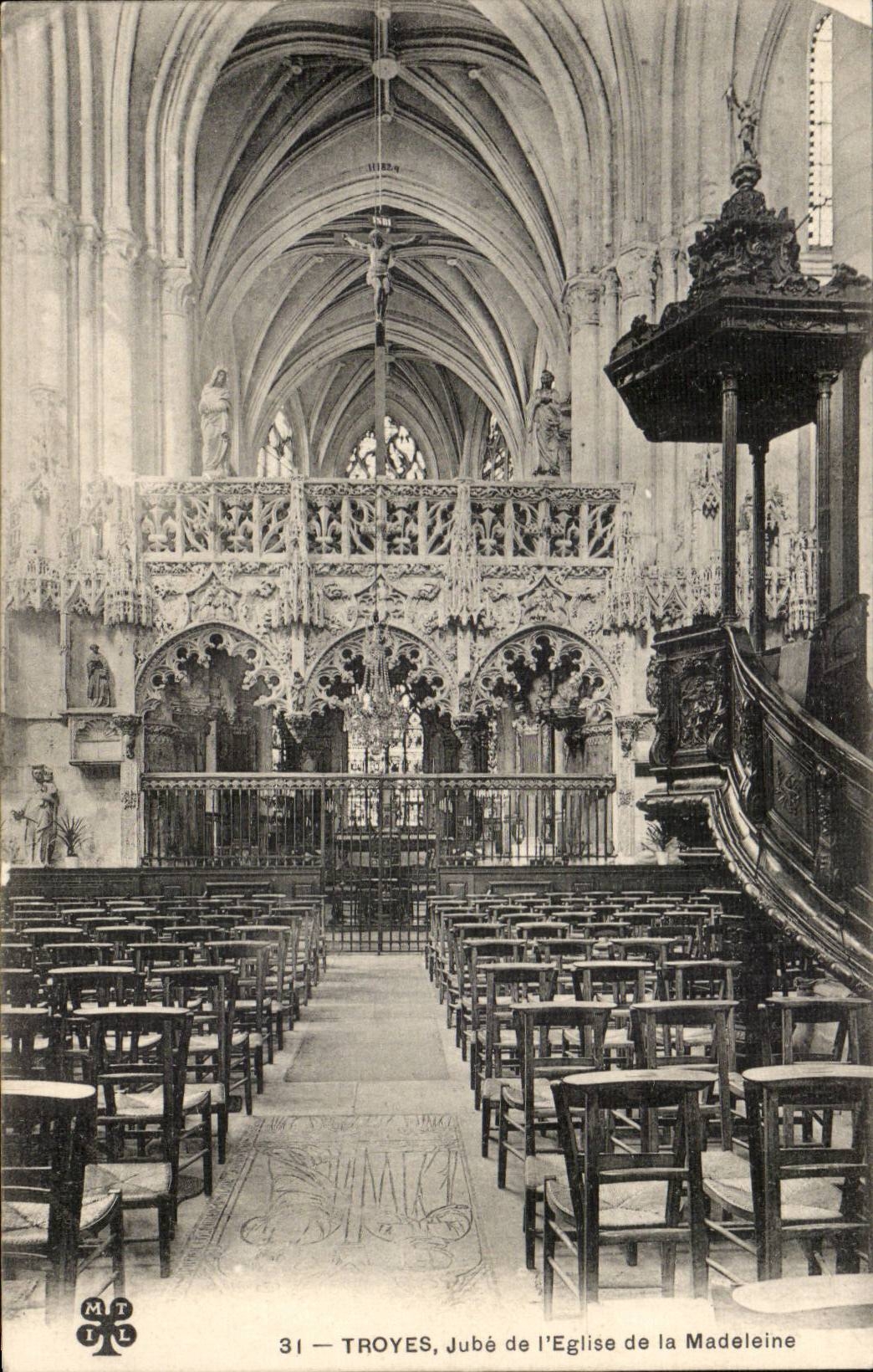 Troyes CPA Jube of the church of the Madeleine