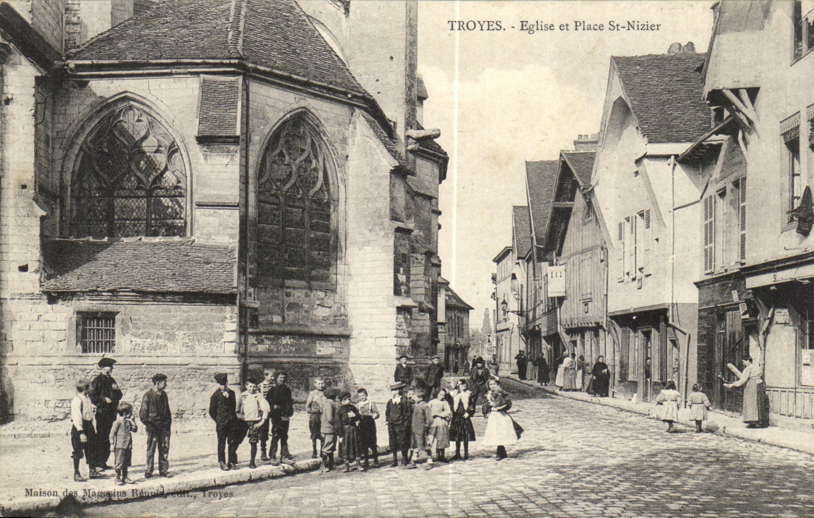 Troyes CPA Church and place Saint Nizier (children)