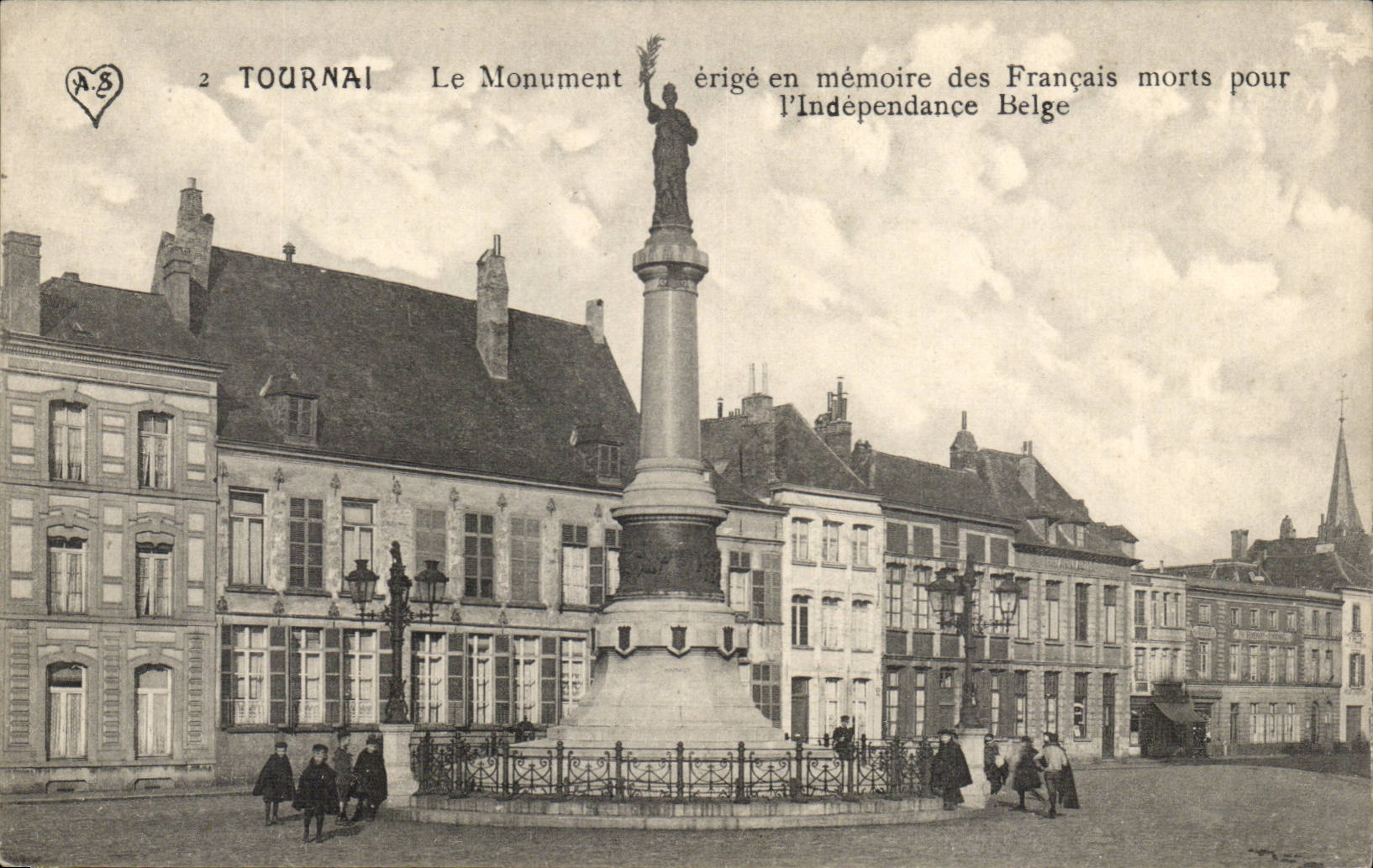 Belgie Belgique CPA Tournai Le monument erige en memoire des francais morts pour l'independance belge