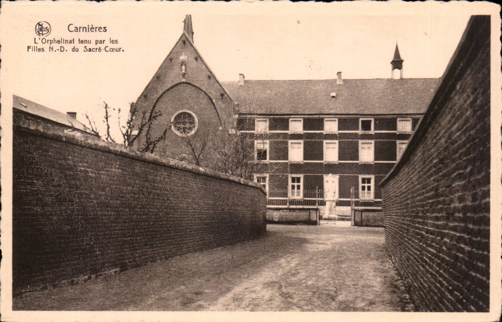 Belgie Belgium Carnieres CPA the oprhelinat by the girls ND of the Sacring Heart