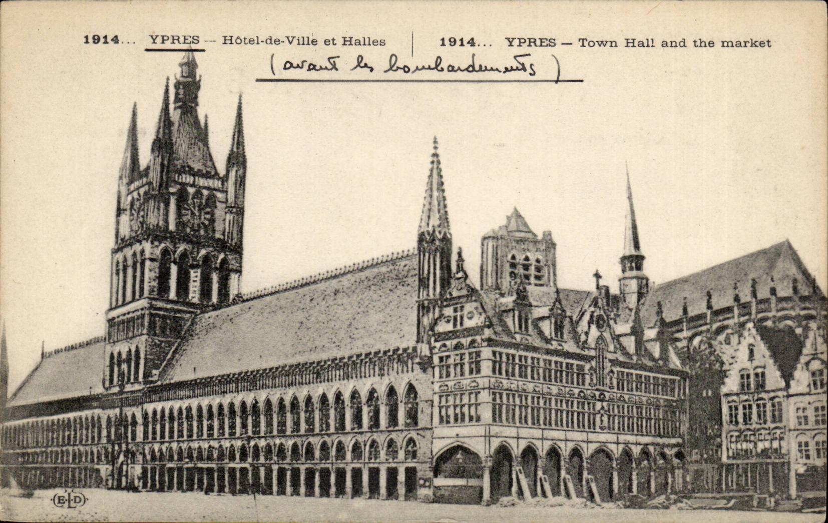 Belgie Belgium CPA ypres Town hall and markets