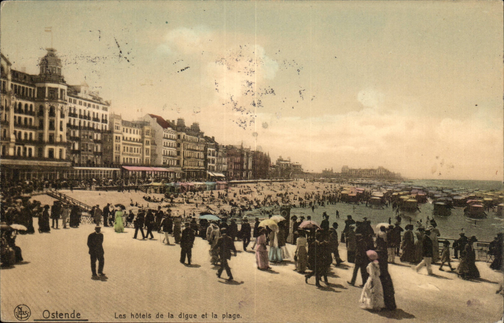 CPA Belgium Ostend hotels of the dam and the beach