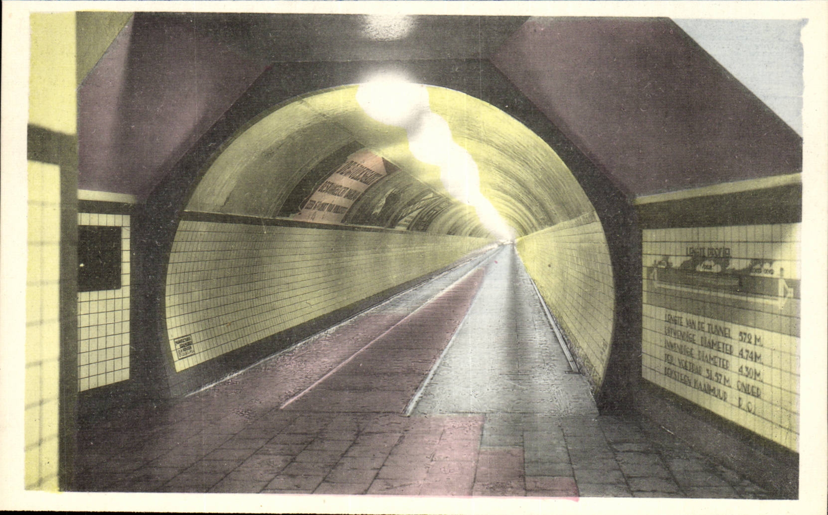 Belgium - Belgien - Belgium - Antwerp - Antwerpen - Tunnel voor voetgangers onder of Schelde Binnenzicht - CPA