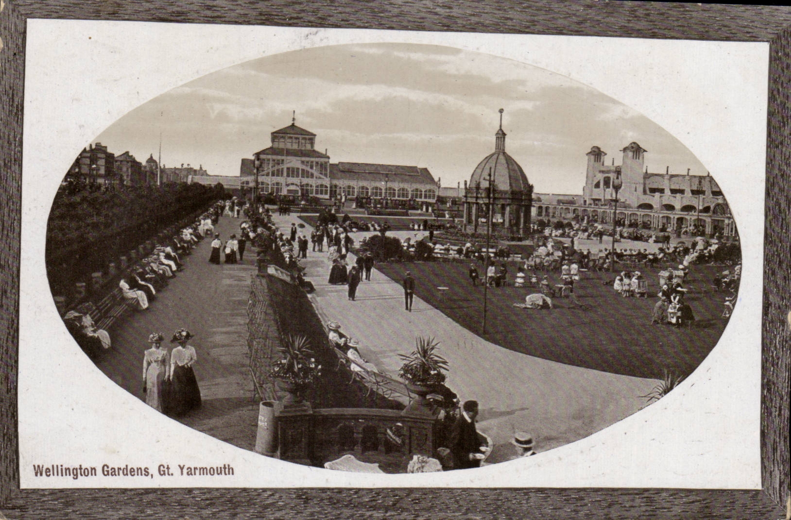 The United Kingdom Great BRitain CPA Wellington gardens WP Yarmouth