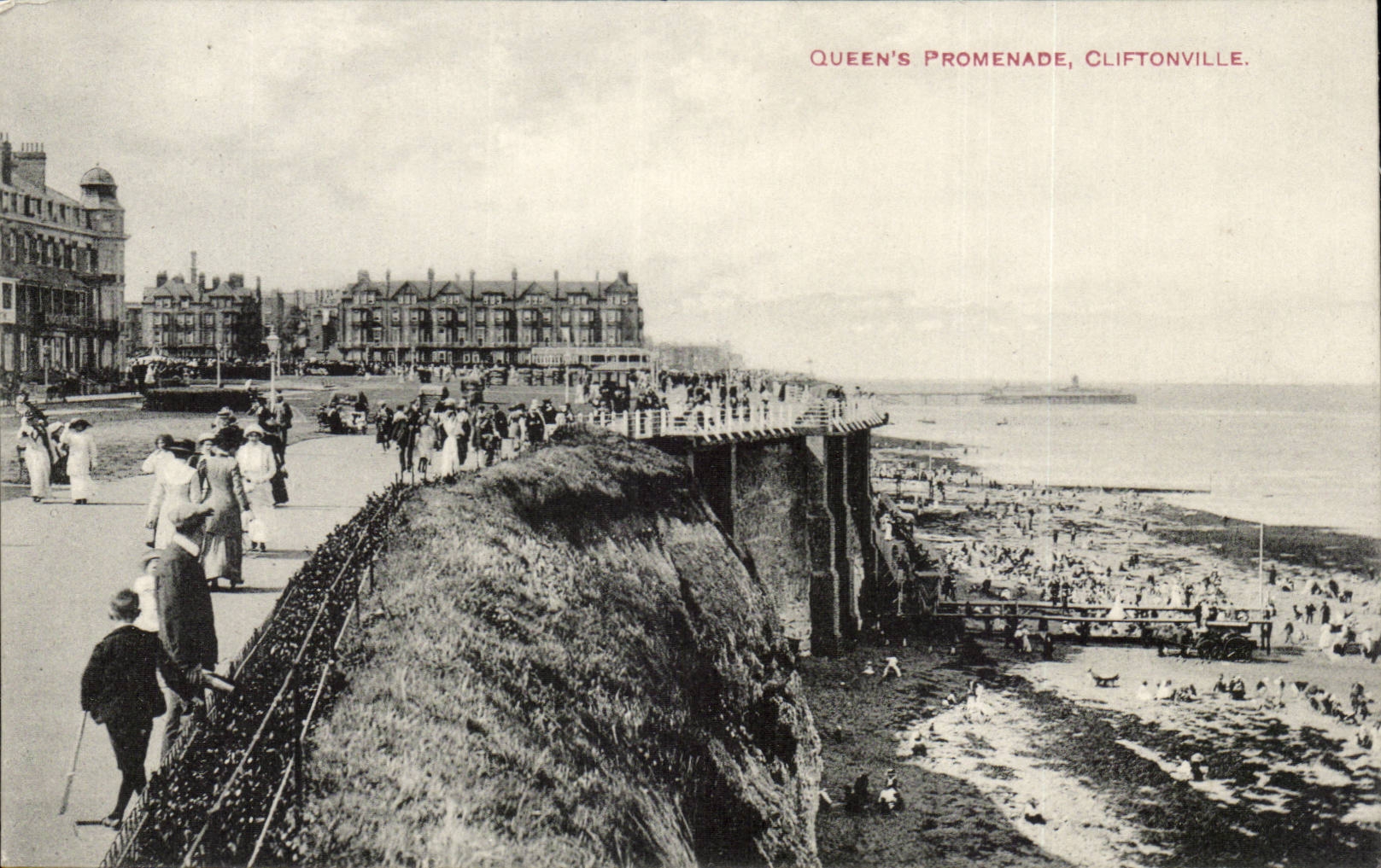 Grande Bretagne Great britain CPA Queen's promenade Cliftonville