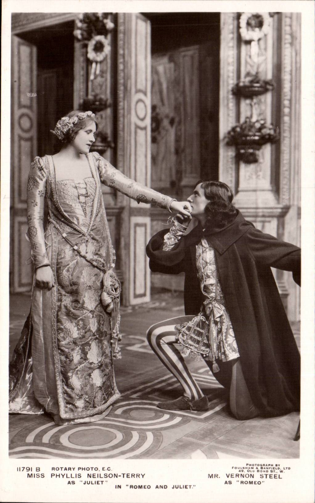 The United Kingdom Great britain CPA Vernon Steel Phyllis Neilson Terry Romeo and Juliet Shakespeare