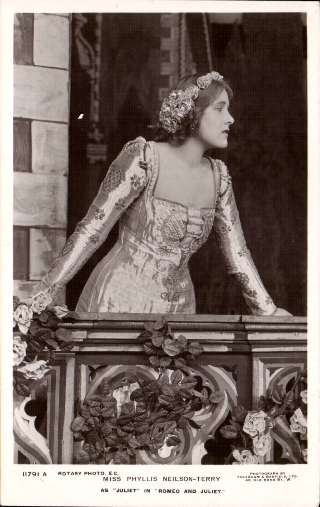 The United Kingdom Great britain CPA Phyllis Neilson Terry Romeo and Juliet Shakespeare