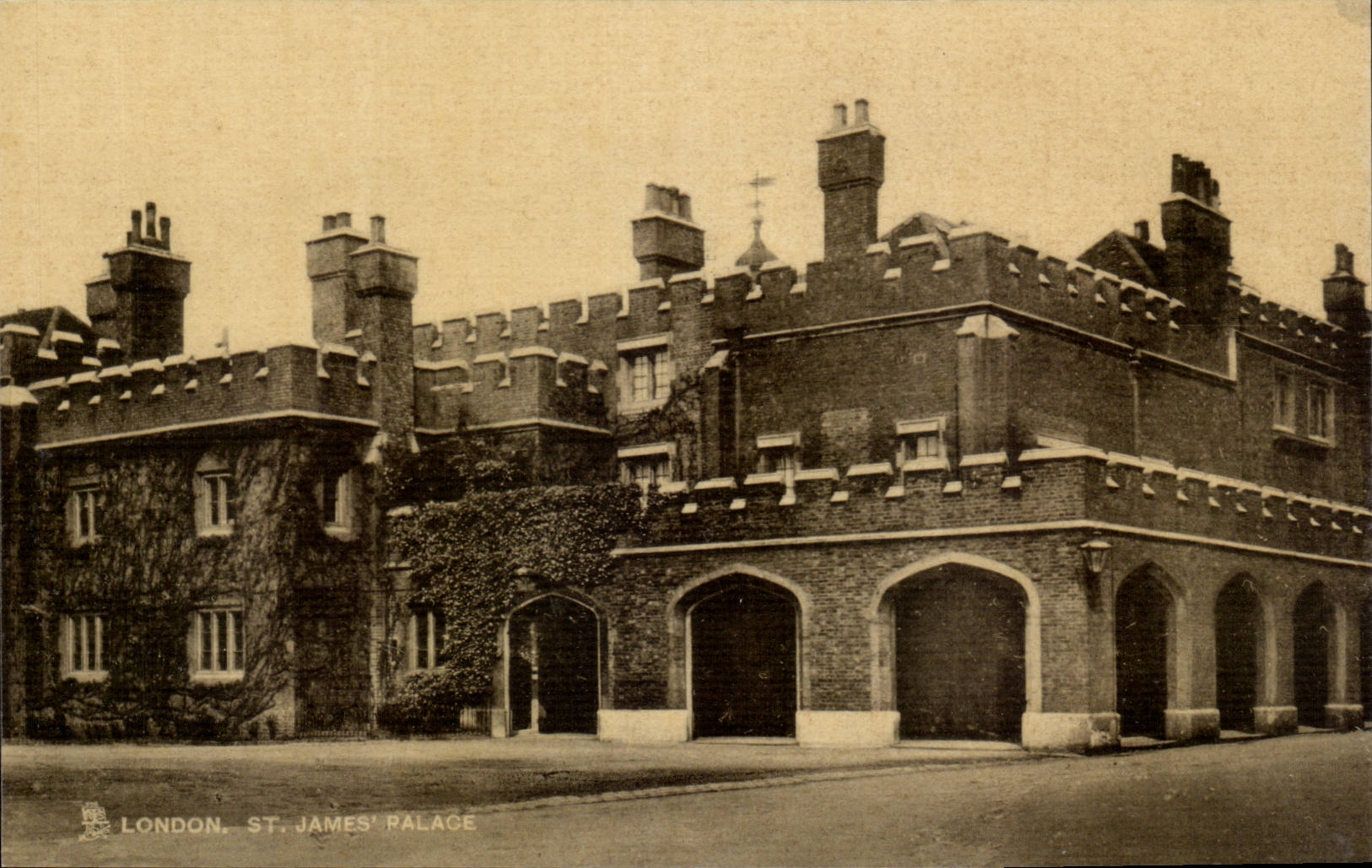 The United Kingdom Great BRitain CPA London St James de luxe hotel