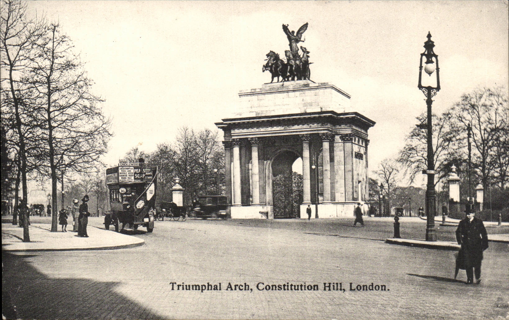 The United Kingdom Great Britain CPA London TRiumphal arch continental hill