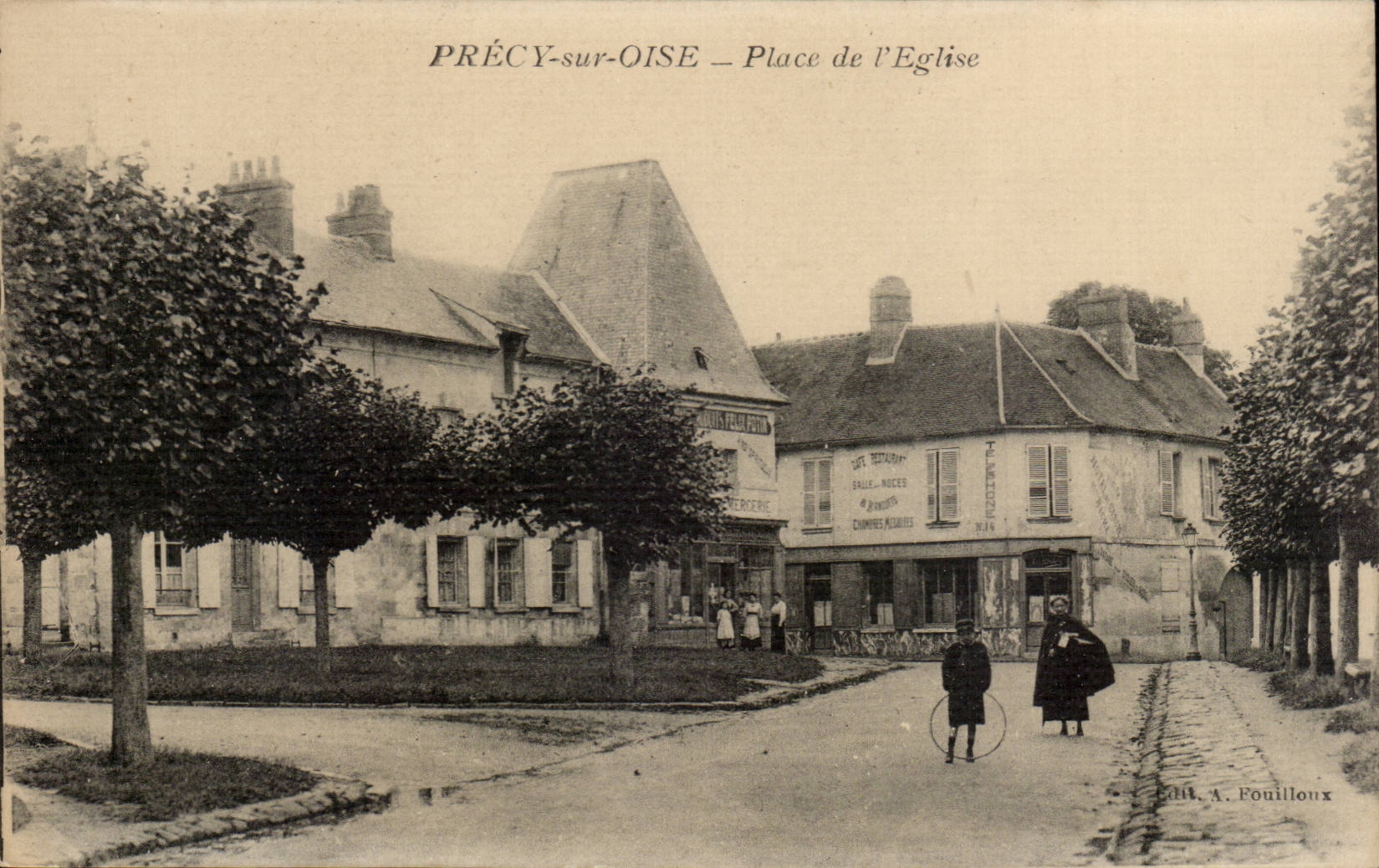 Precy on Oise CPA Places church (children)