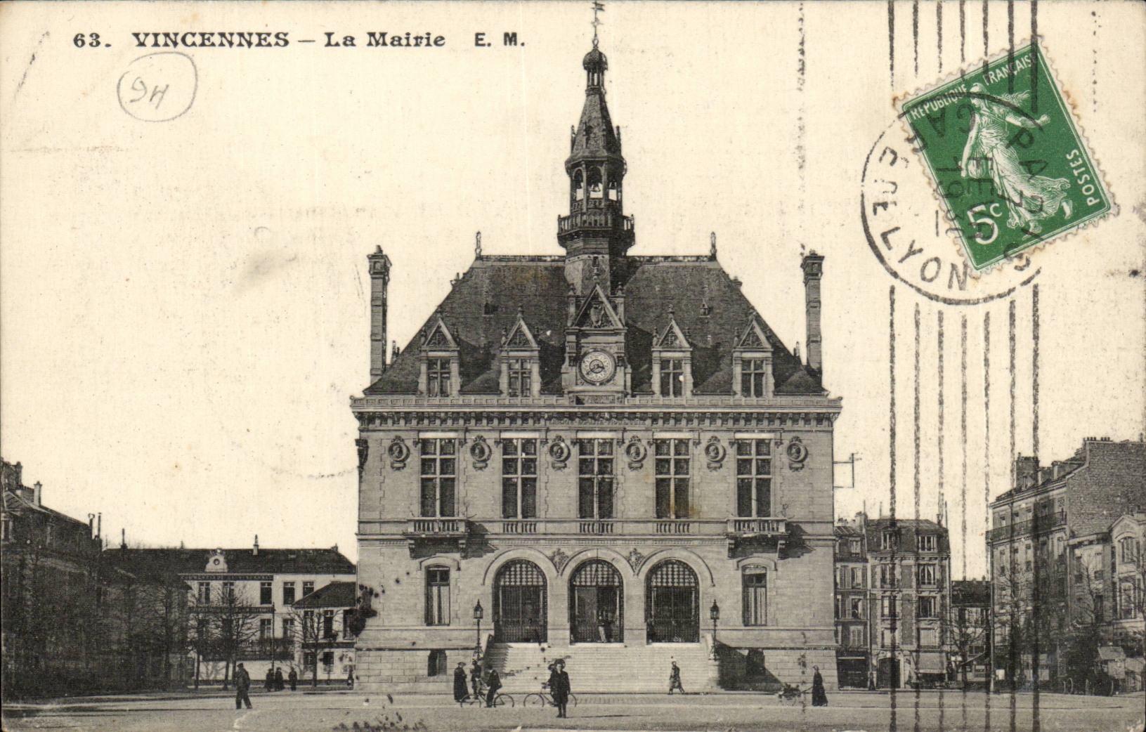 Vincennes CPA the town hall