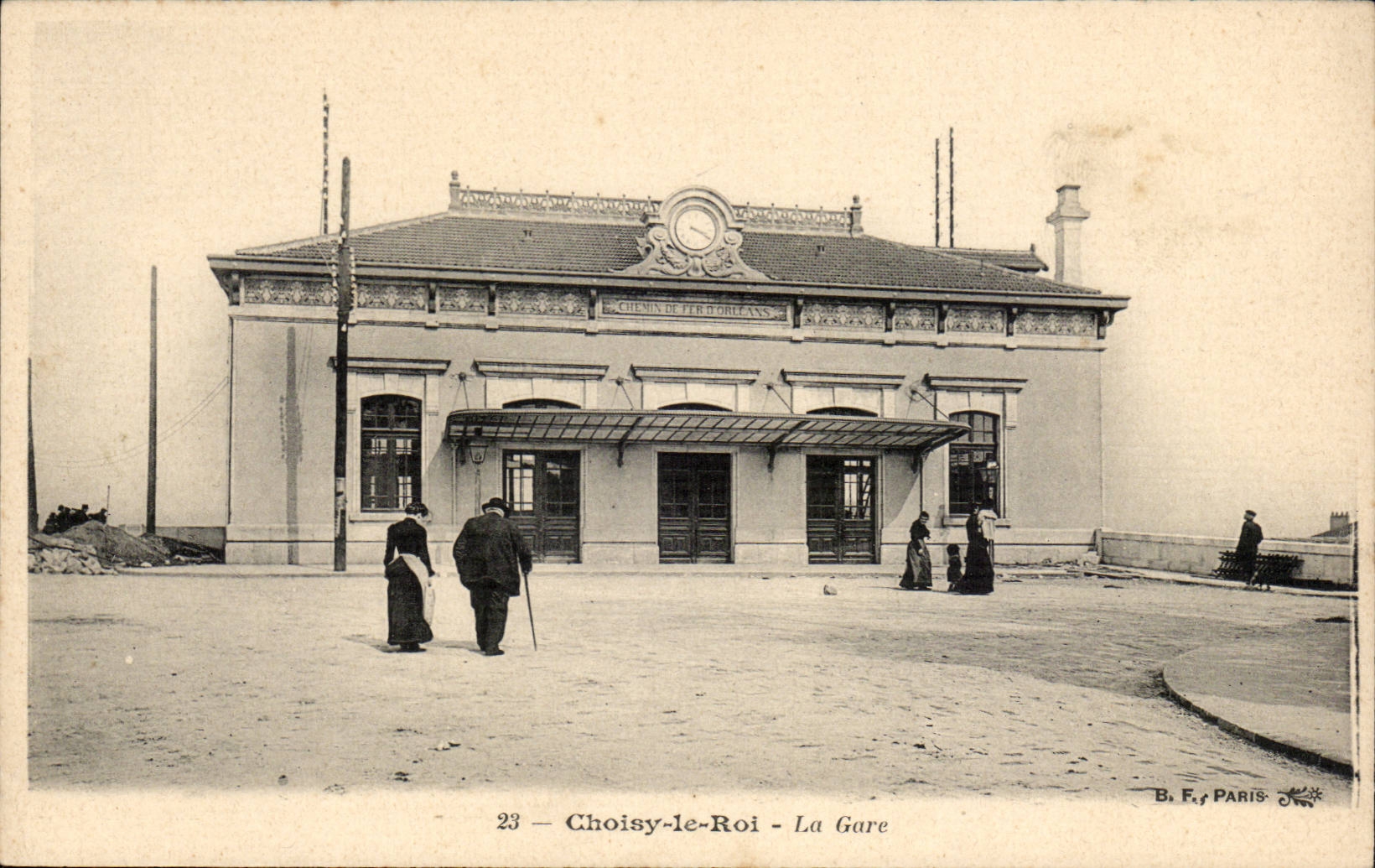 Choisy King CPA Train station