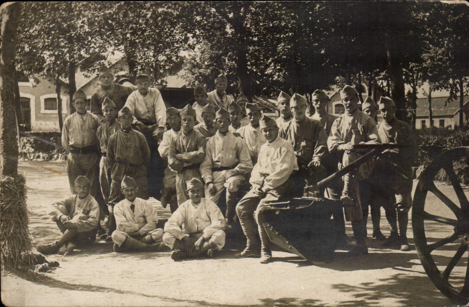 Real photo Soldiers militaria