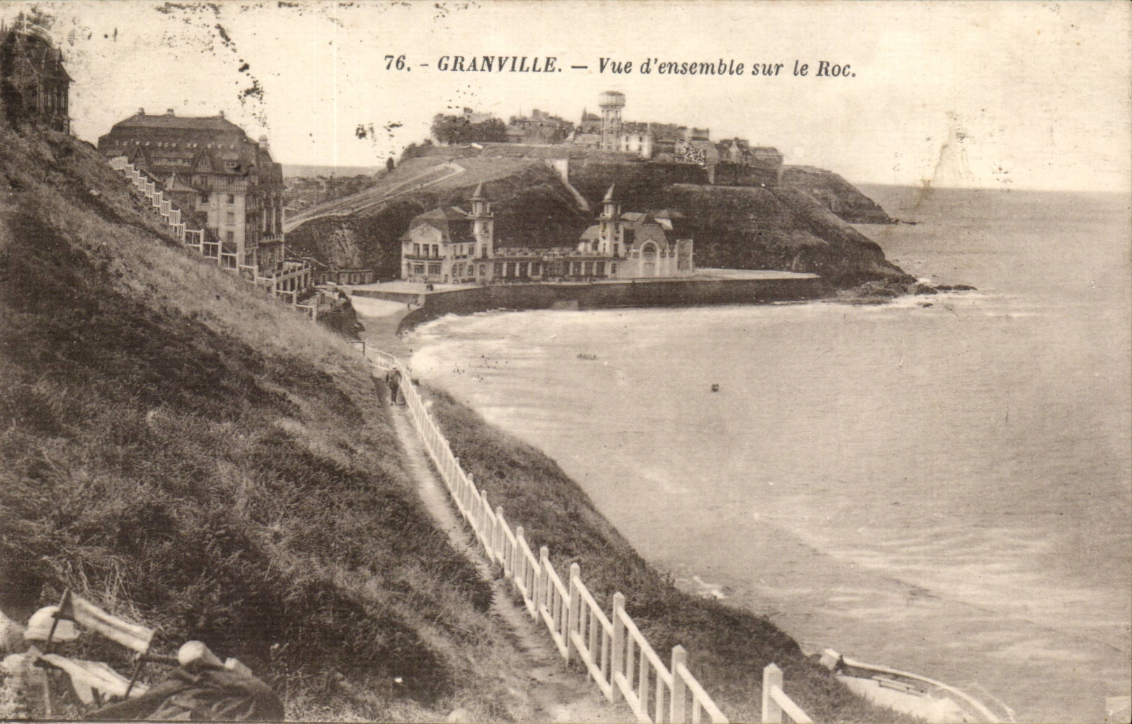 Granville - Vue D'ensemble - sur le Roc - CPA