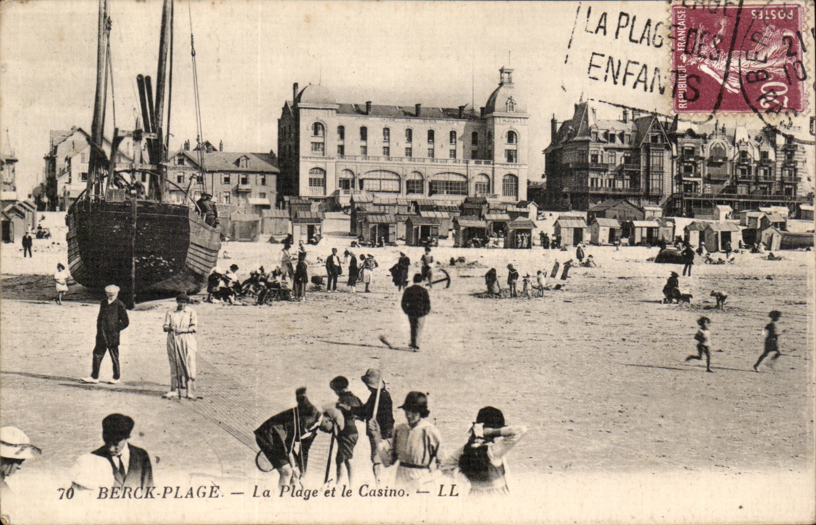 Berck Beach - the Beach and the Casino - CPA