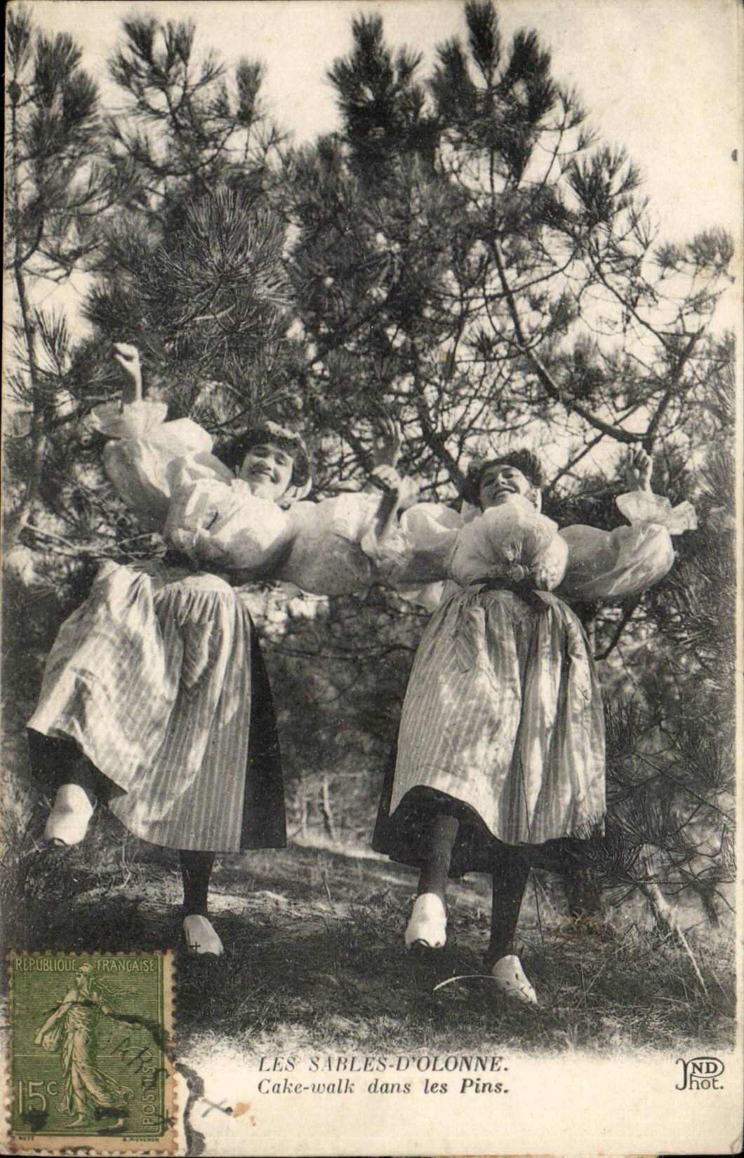 Sande olonne CPA des Fruchtkuchens gehen in die Kiefern