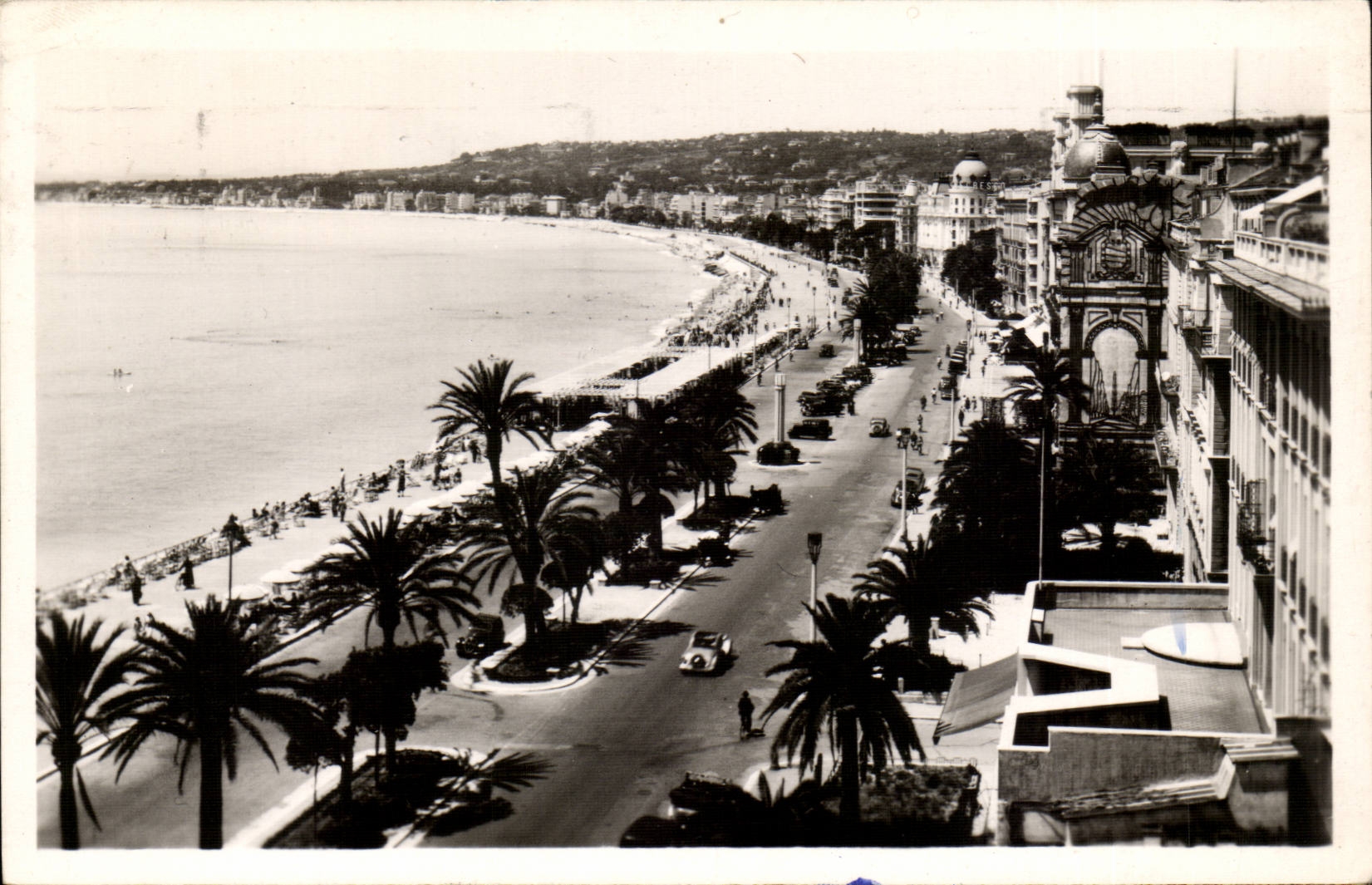 Nice CPA Walk of English Seen from of the Ruhl hotel