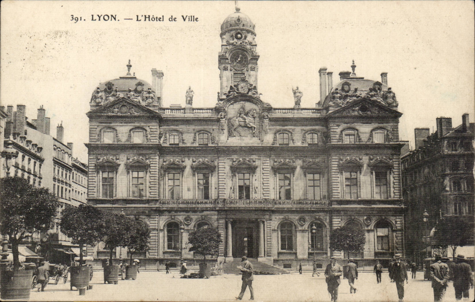 Lyon CPA the town hall