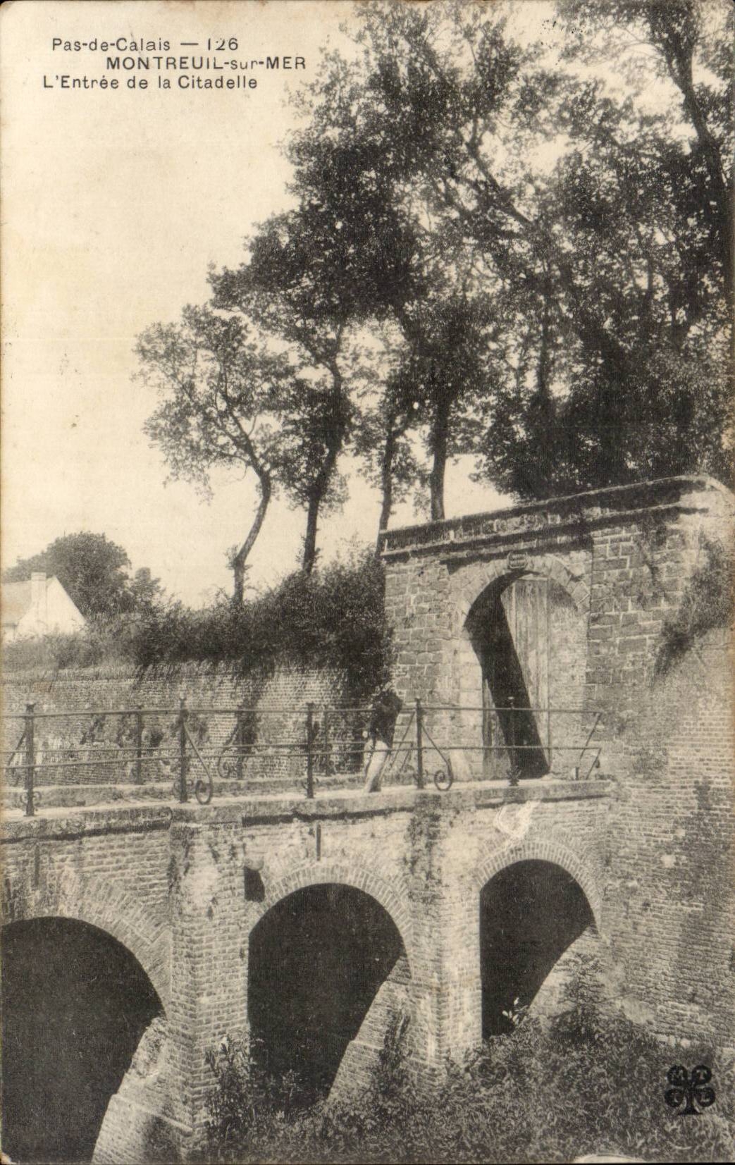 Montreuil on Sea - Between Citadel - CPA