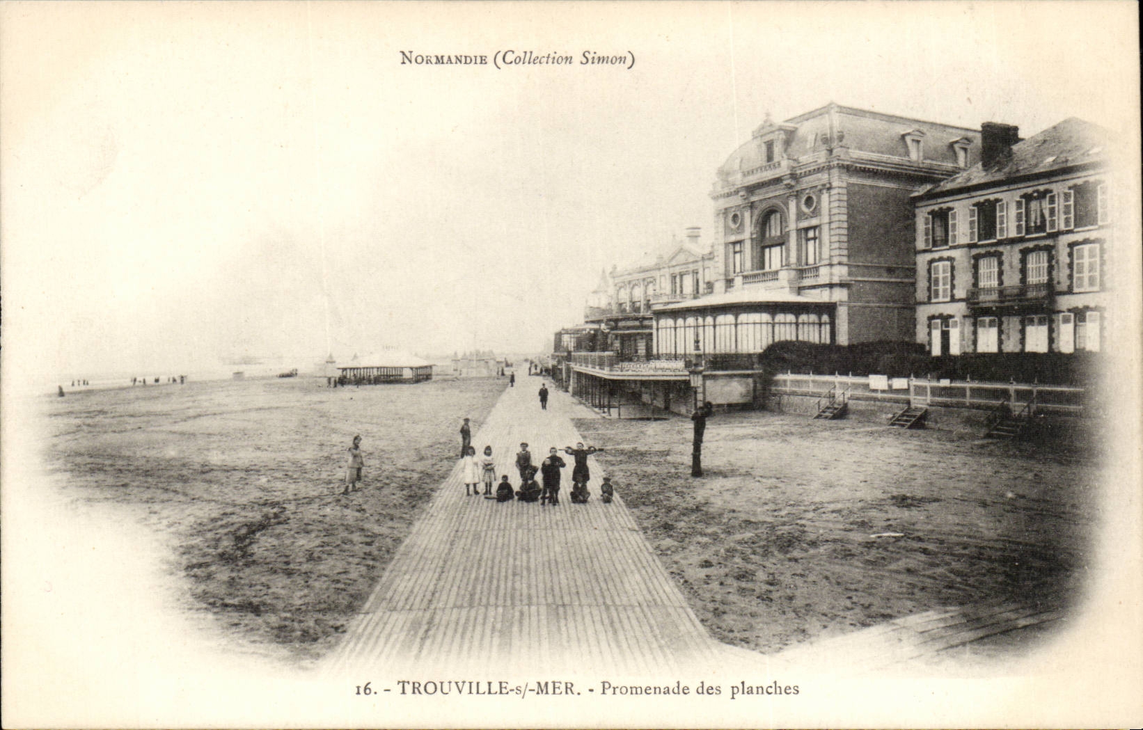 Trouville - Walk of the Boards - CPA