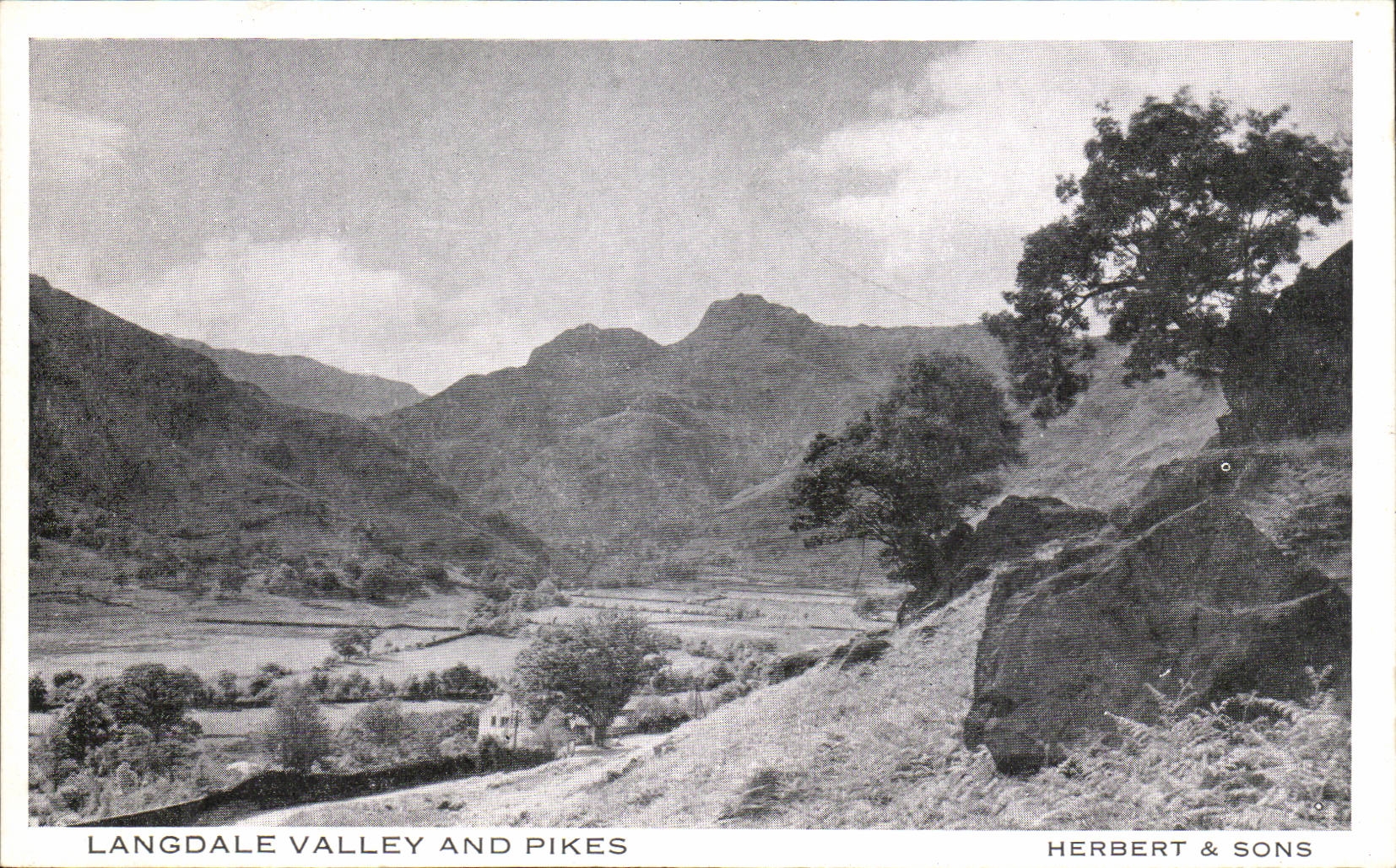 The United Kingdom Great Britain CPA Landgale Valley and pikes Herbert and sounds