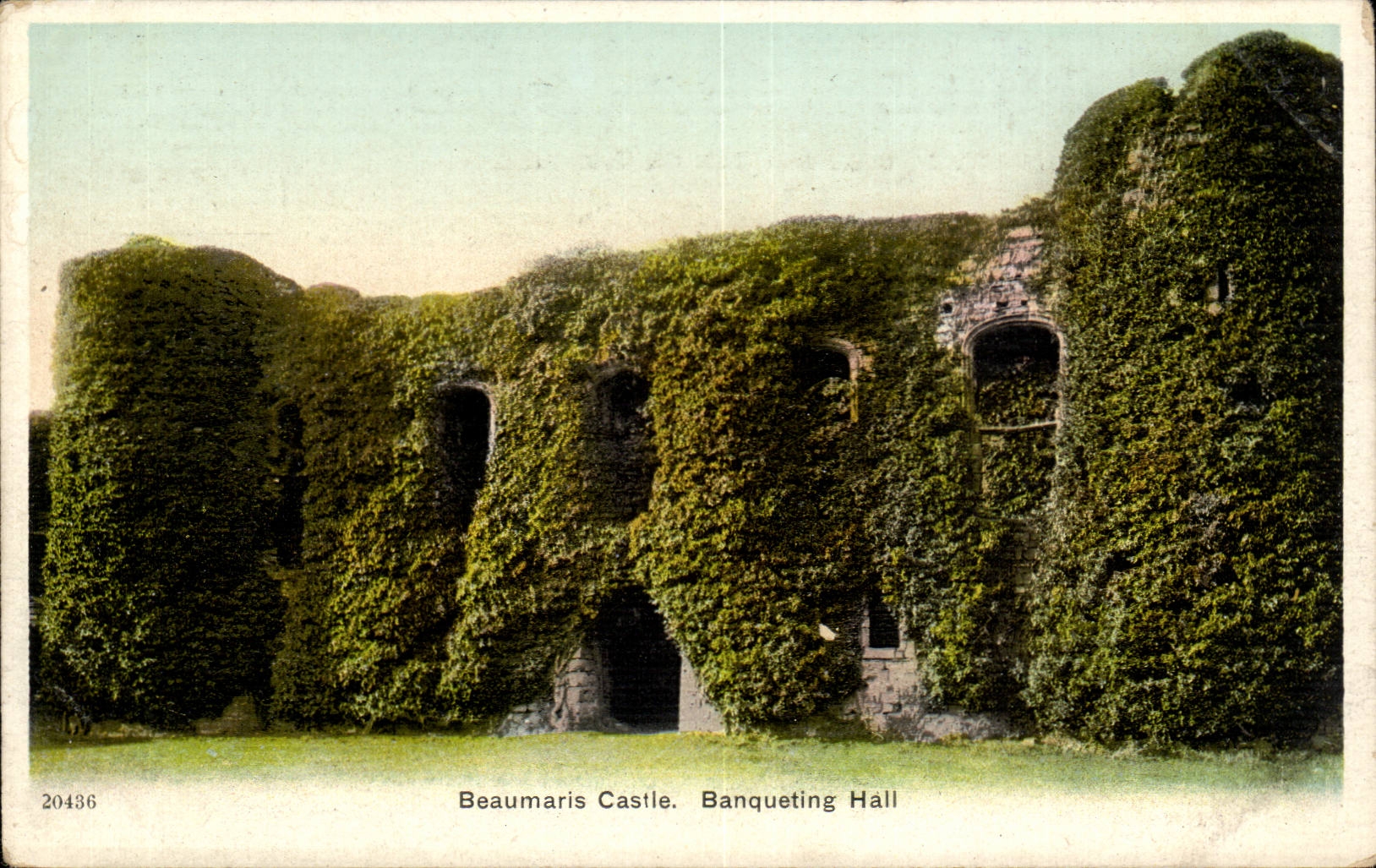 Grande Bretagne Great BRitain CPA Beaumaris castle Banqueting hall