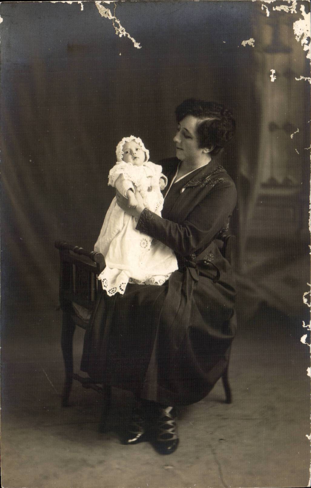 Real photo Woman and child (baby)