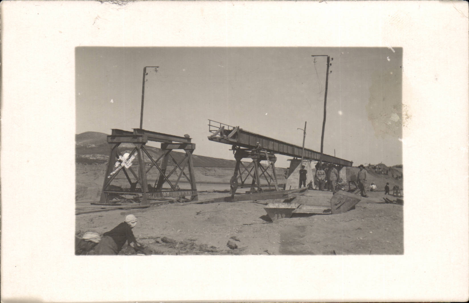 Real photo Militaria Construction of a bridge (genius)