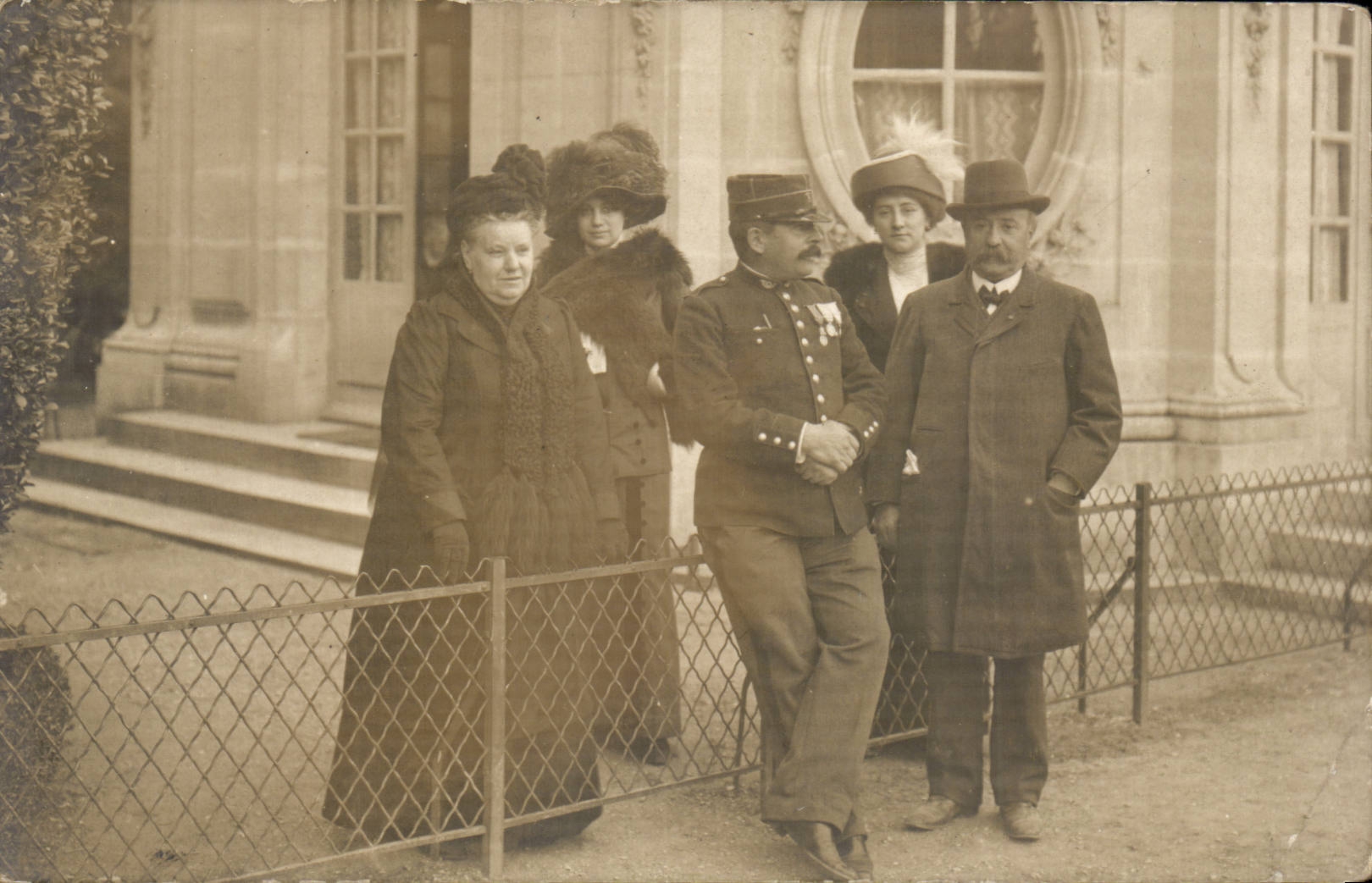 Wirklicher Foto Militaria Soldat und seine Familie