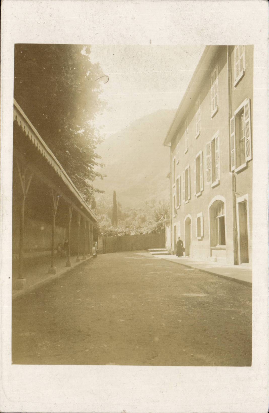Real photo Schoolyard (Paris?)