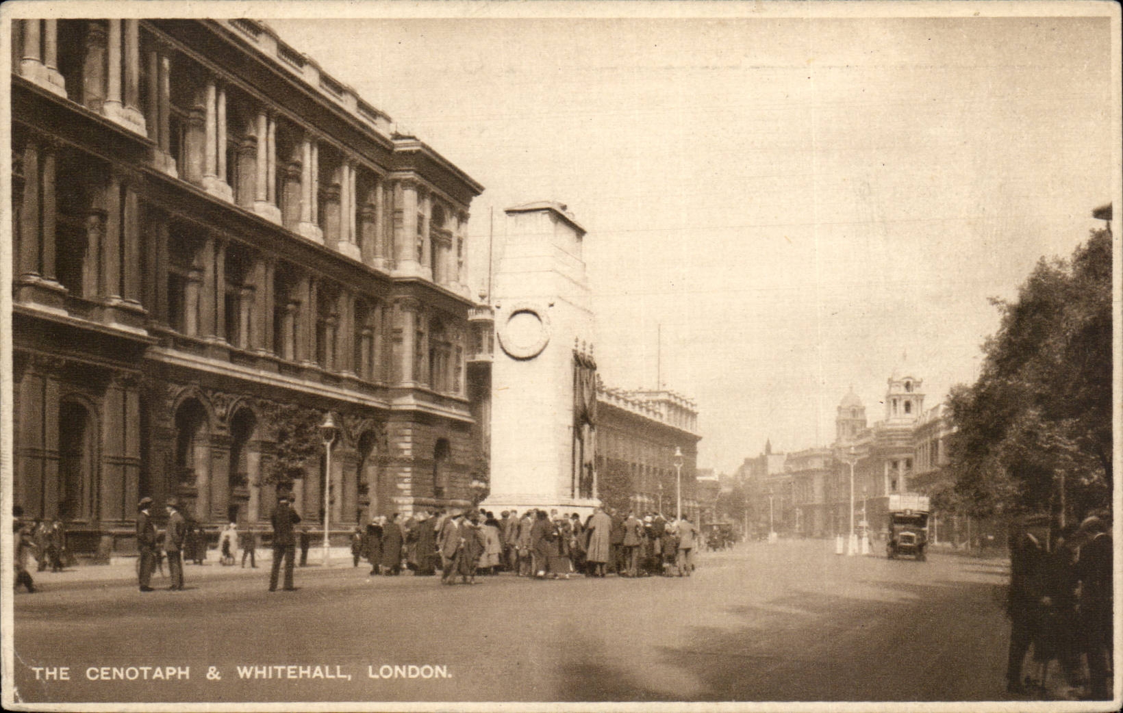 England - England - London - London - The Cennotaph and Whitehall - CPA