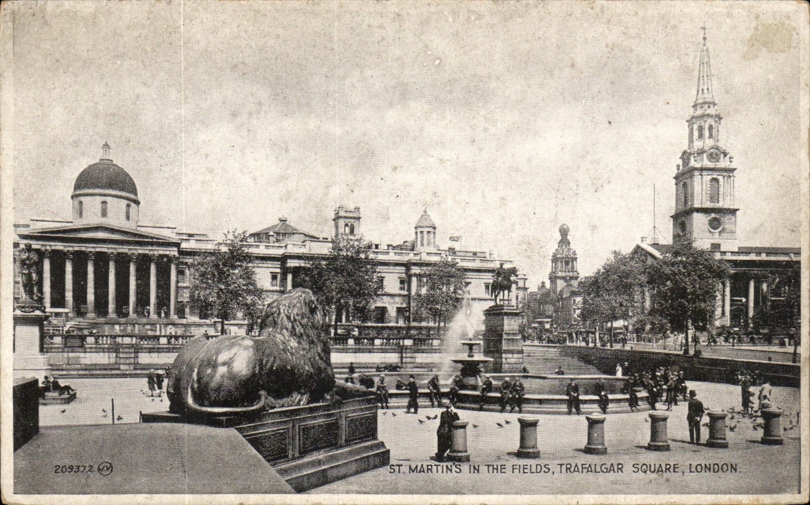 England - England - London - London - St Martin' S in the Fields - Trafalger Public garden - CPA