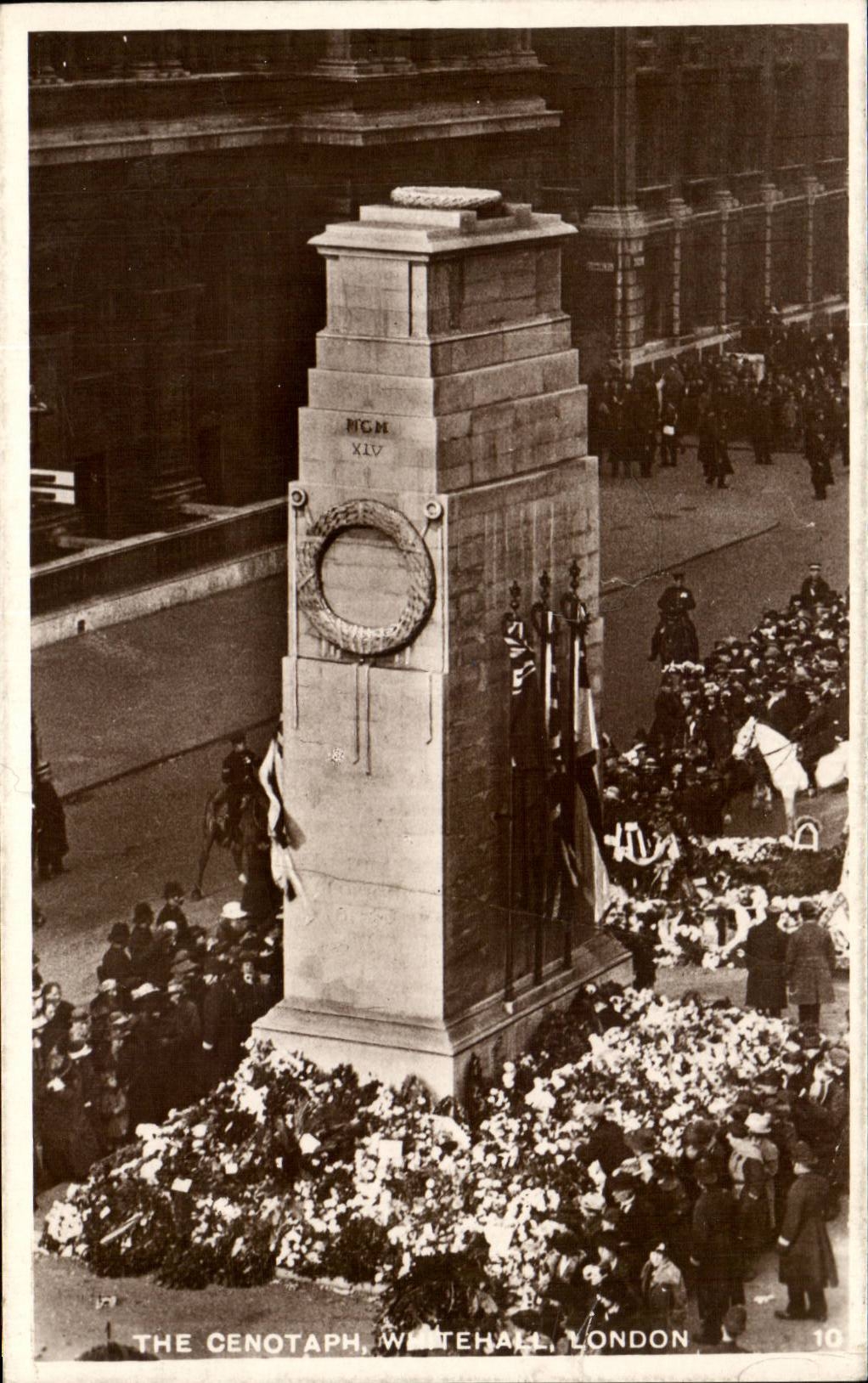 England - England - London - London - The Cenotaph - Whitehall - CPA