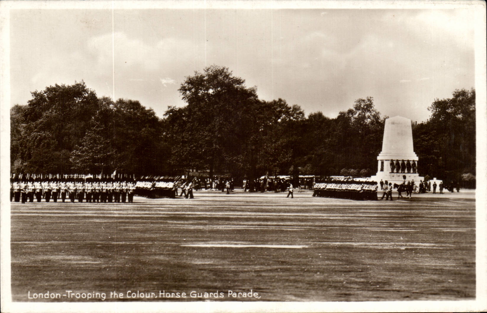 England - England - London - London - London Trooping the Color Horse Guards Parade - CPA