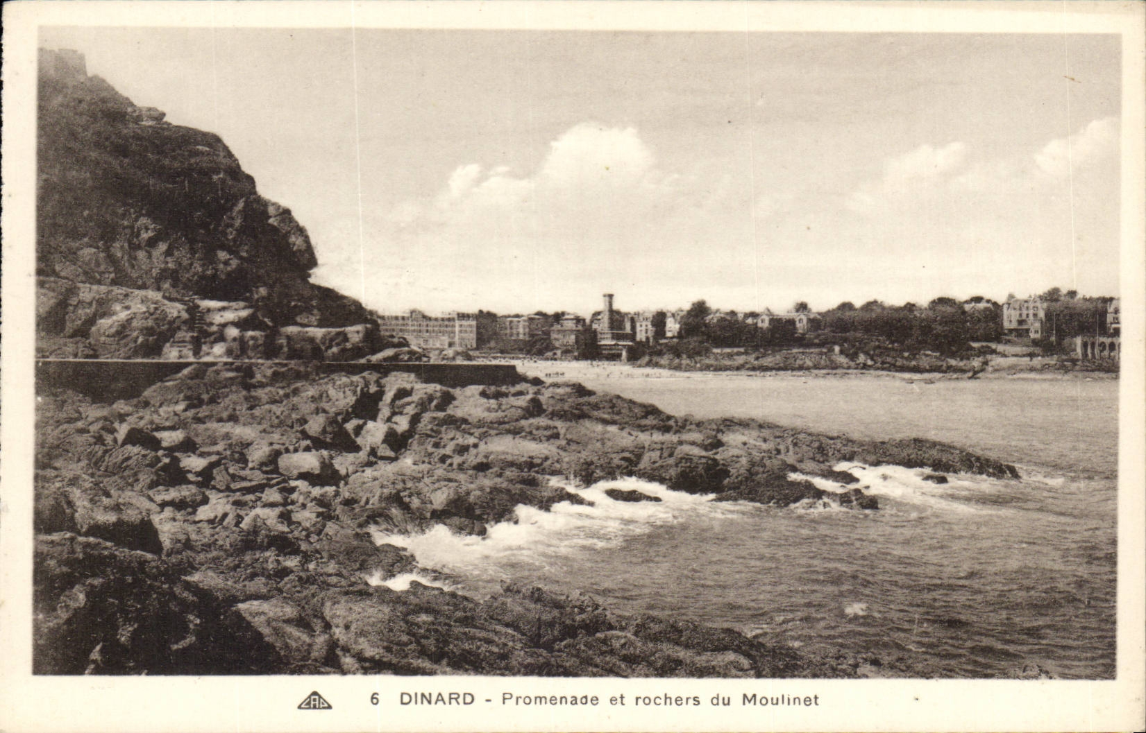 Dinard CPA Walk and rocks of the Winch