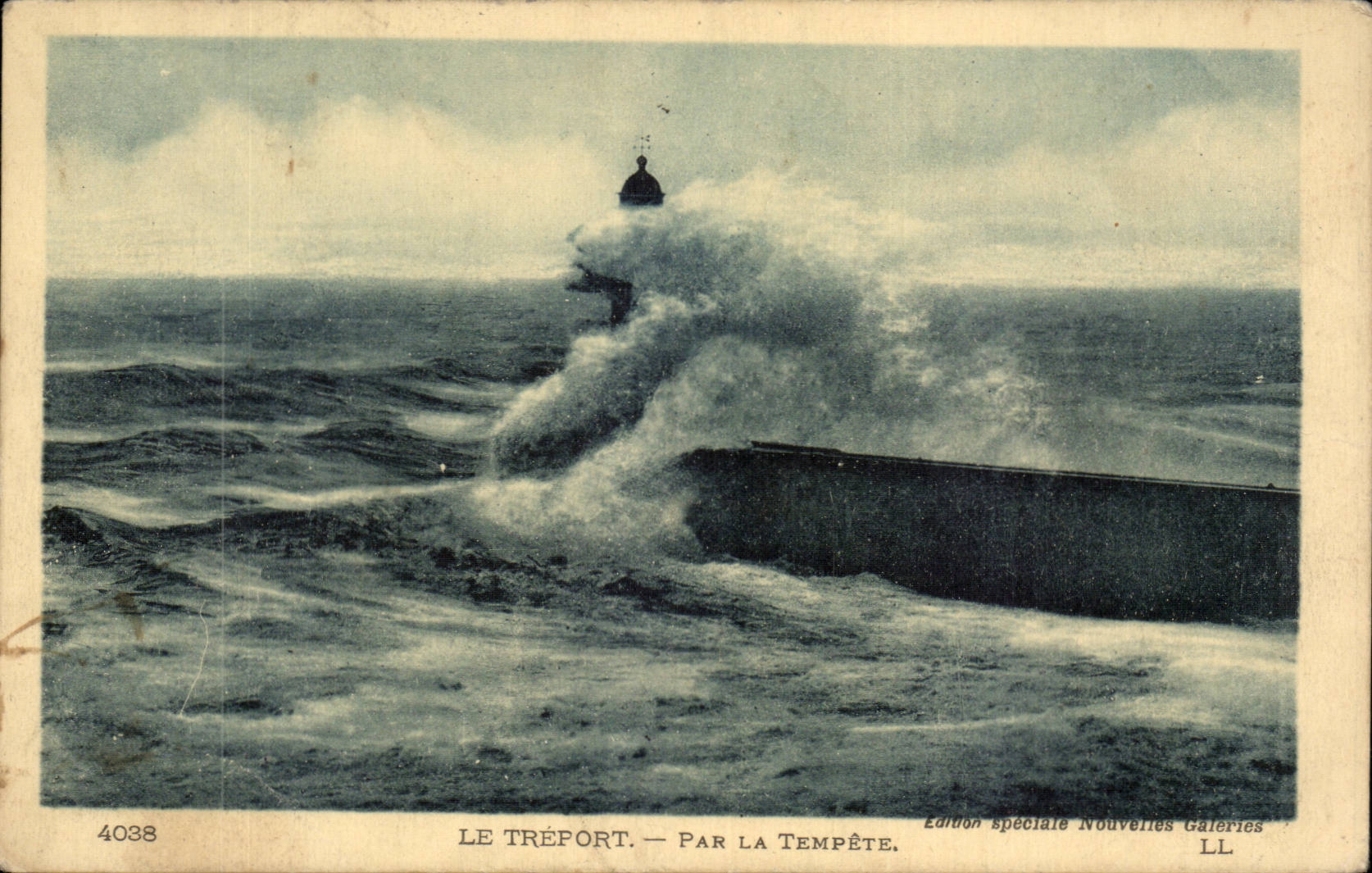 Treport CPA durch den Sturm (Scheinwerferleuchtturm)