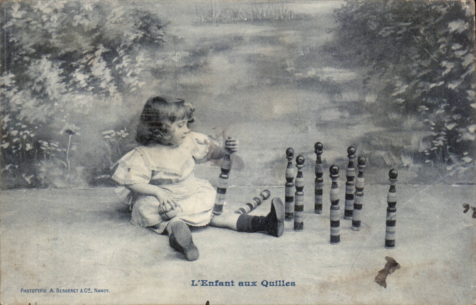 CPA Phantasie-Kind mit den Skittles