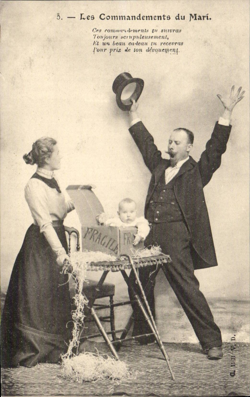 CPA Couple Fantaisie Les commandements du mari (Fragile bebe enfant)