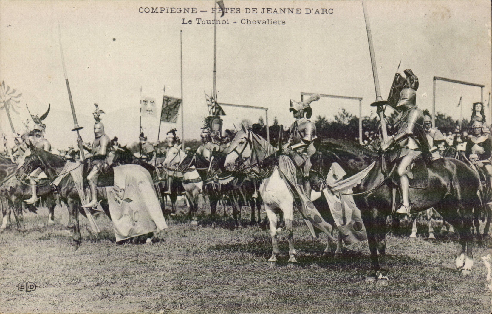 Compiegne CPA Festivals von Jeanne des Bogens den das Turnier adelt