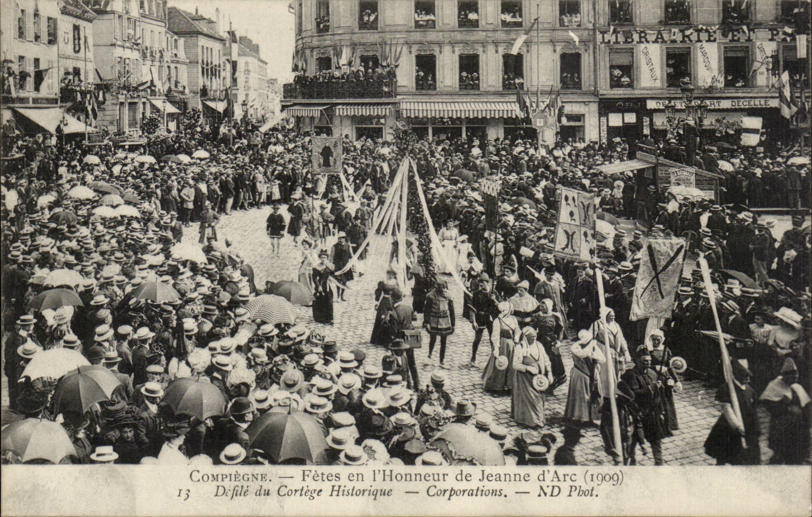 CPA Compiegne Festivals von Jeanne des Bogens (1909) losten historische Prozession Korporationen auf