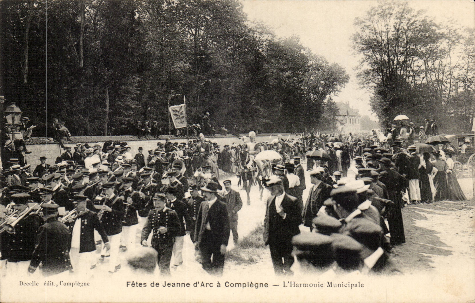 CPA Compiegne Festivals von Jeanne des Bogens die stadtische Harmonie