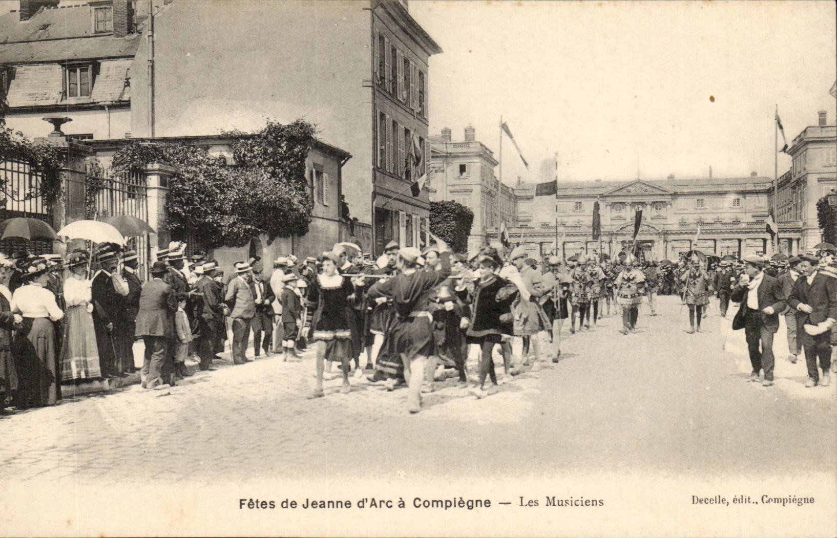 CPA Compiegne Festivals von Jeanne der Bogenmusiker