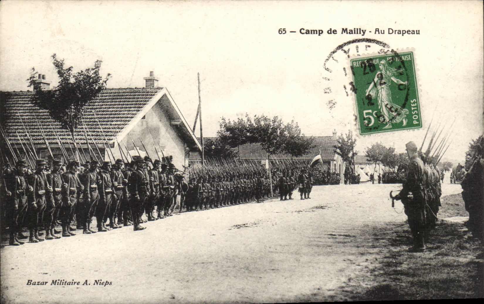 Militaria Camp of Mailly CPA To the flag